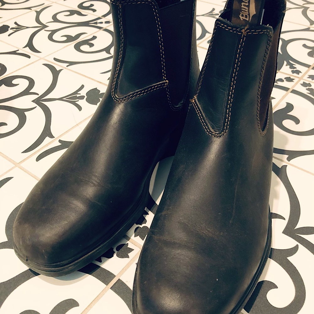 Men’s Blundstone Boots, size 9.5 (Australian Sizing)=10.5 US Size, VGUC.